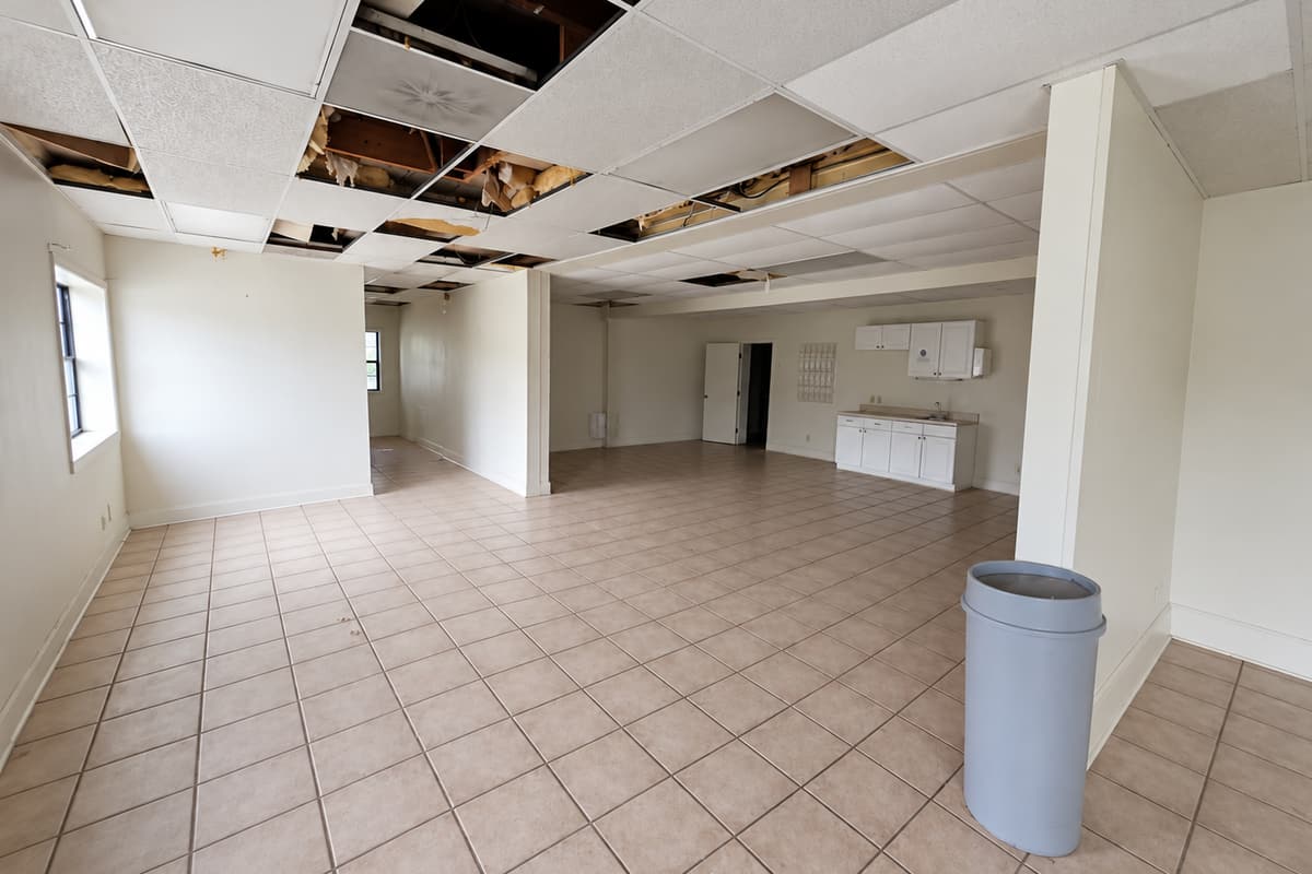 Kitchen & Dining before renovation